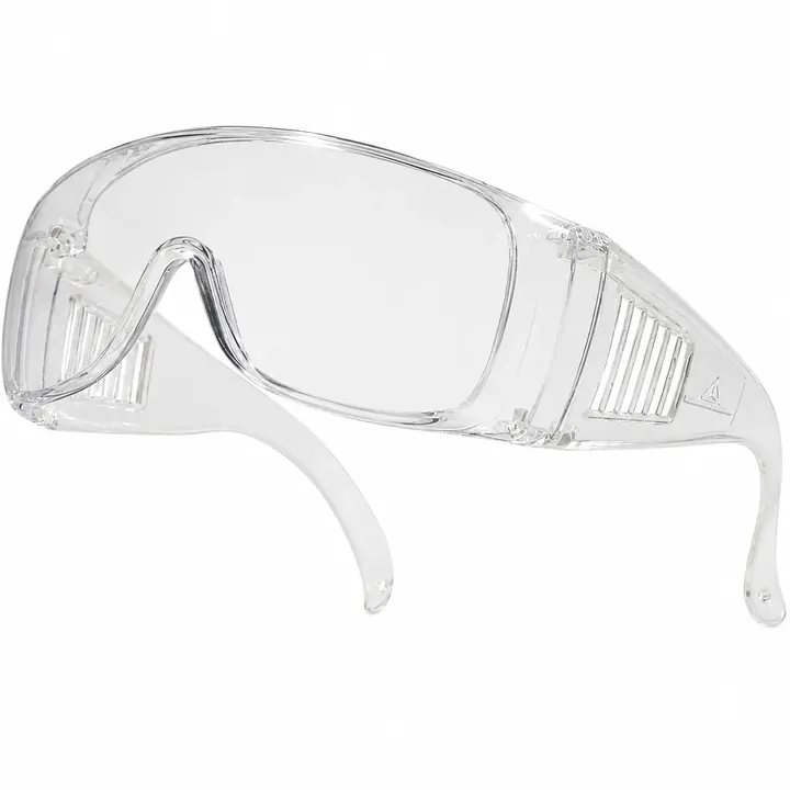 Gafa de seguridad de visitante totalmente transparente sobre fondo blanco